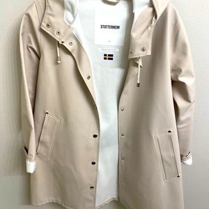 Stutterheim Mosebacke Waterproof A-Line Hooded Raincoat, size xs